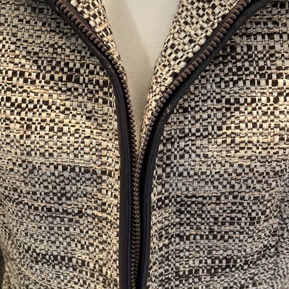 Lafayette 148, Brown zip front jacket size 6 - Picture 2 of 12